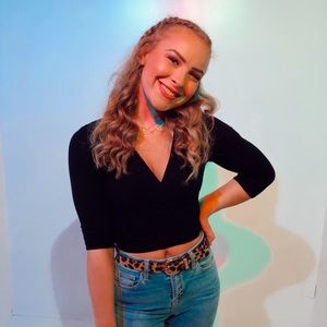 Meet your Posher, Anna